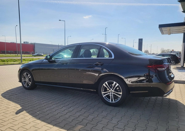 Mercedes-Benz Klasa E cena 184500 przebieg: 80000, rok produkcji 2022 z Otmuchów małe 191